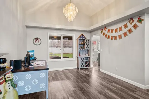 2754 Juanita Avenue Medford OR 97504