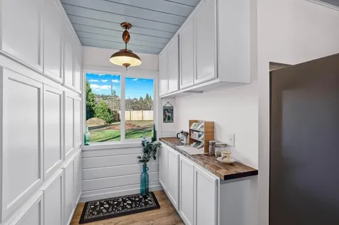 110 Stonebrook Way Merlin OR 97532