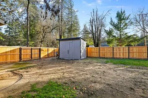 110 Stonebrook Way Merlin OR 97532