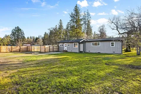 110 Stonebrook Way Merlin OR 97532