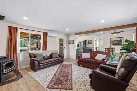 110 Stonebrook Way Merlin OR 97532