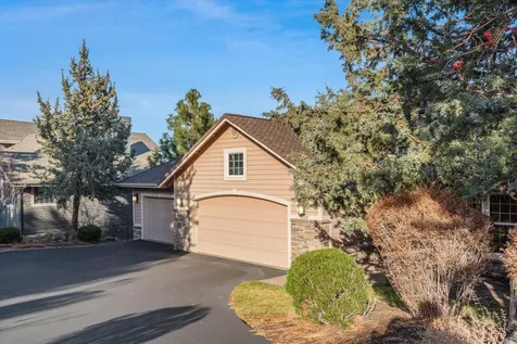 3269 NW Fairway Heights Drive Bend OR 97703