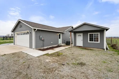 597 Bigham Brown Road Eagle Point OR 97524