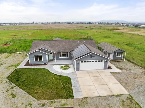 597 Bigham Brown Road Eagle Point OR 97524
