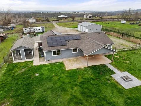 597 Bigham Brown Road Eagle Point OR 97524