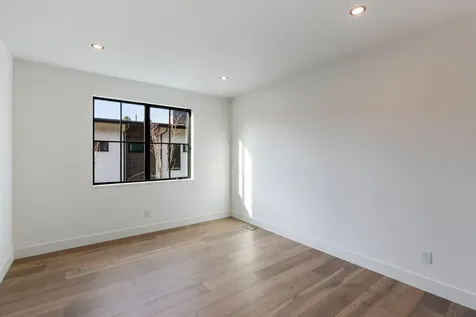 3118 NW Crossing Drive Bend OR 97703