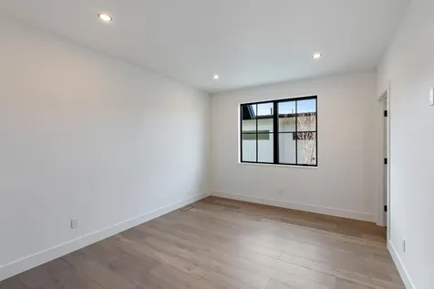 3118 NW Crossing Drive Bend OR 97703