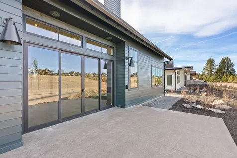 3118 NW Crossing Drive Bend OR 97703