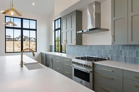 3118 NW Crossing Drive Bend OR 97703
