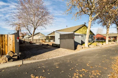 692 NE Fieldstone Lane Prineville OR 97754