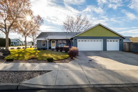 692 NE Fieldstone Lane Prineville OR 97754
