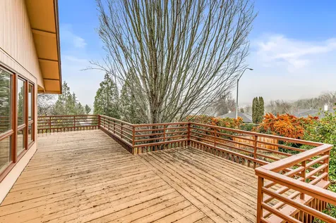 4231 Tamarack Drive Medford OR 97504