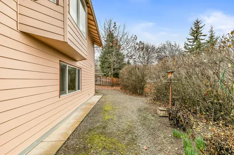 4231 Tamarack Drive Medford OR 97504