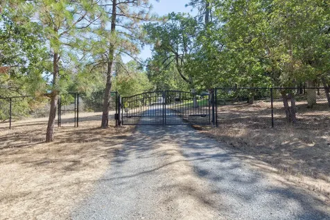 543 Serenity Lane Grants Pass OR 97526