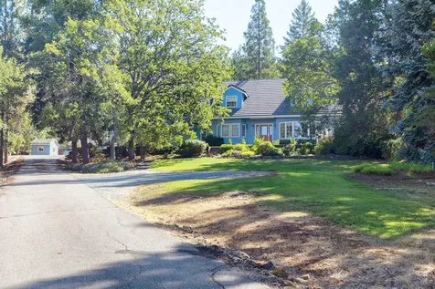 543 Serenity Lane Grants Pass OR 97526