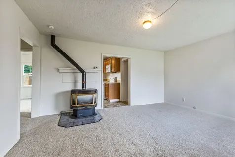 1141 SE Lewis Street Dallas OR 97338