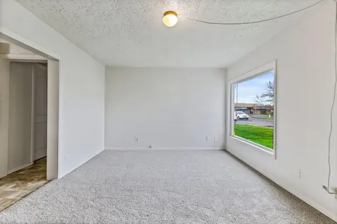 1141 SE Lewis Street Dallas OR 97338