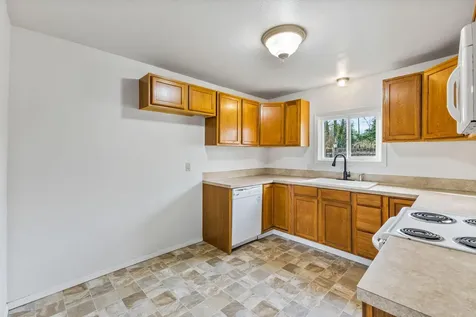 1141 SE Lewis Street Dallas OR 97338