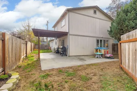 1110 SW Bridge Street Grants Pass OR 97526