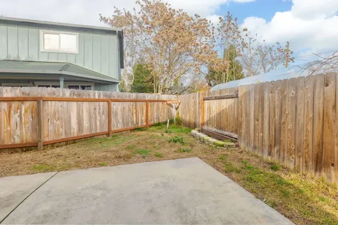 1110 SW Bridge Street Grants Pass OR 97526