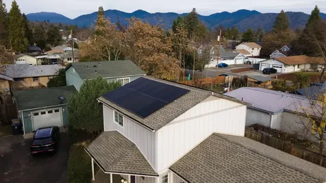 1110 SW Bridge Street Grants Pass OR 97526