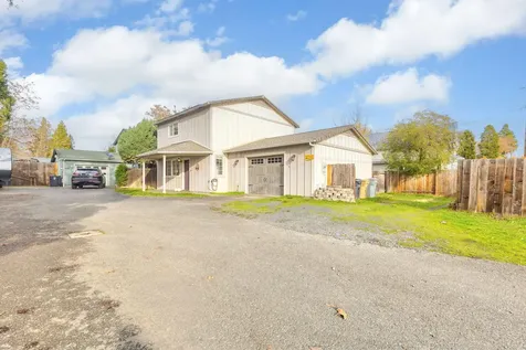 1110 SW Bridge Street Grants Pass OR 97526