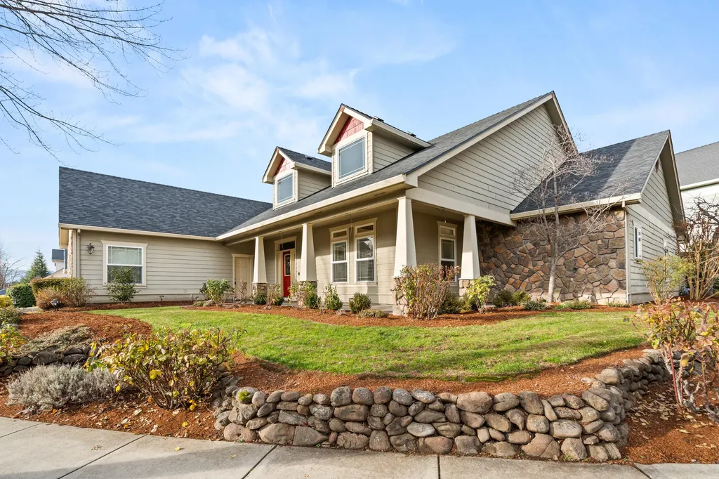 2161 Duncan Drive Medford OR 97504