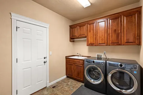 2161 Duncan Drive Medford OR 97504