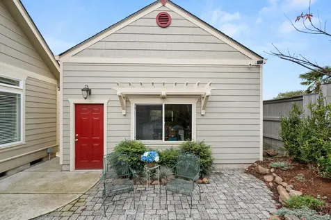 2161 Duncan Drive Medford OR 97504