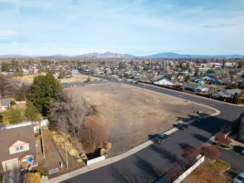 SW 27th Street Redmond OR 97756