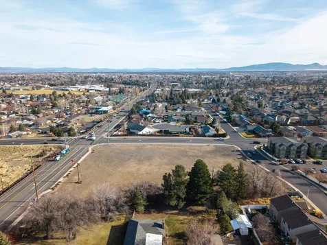 SW 27th Street Redmond OR 97756