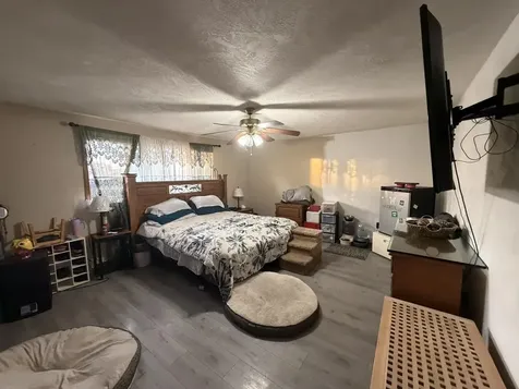 2451 Powell Street Medford OR 97504