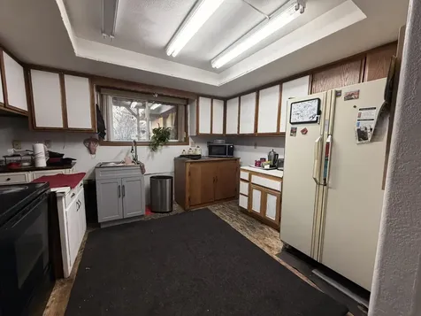 2451 Powell Street Medford OR 97504