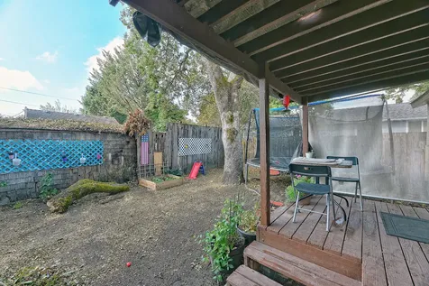 575 SW SW G Street Grants Pass OR 97526