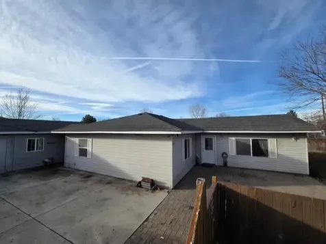 2310 W Antler Avenue Redmond OR 97756