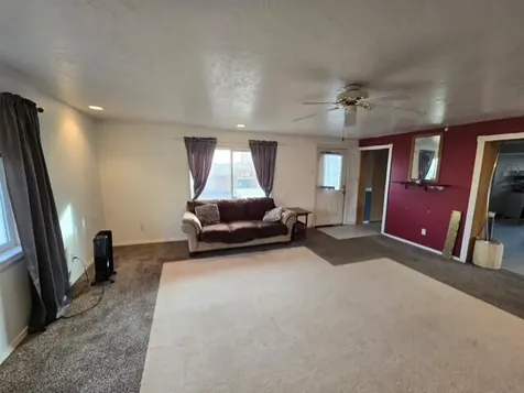2310 W Antler Avenue Redmond OR 97756