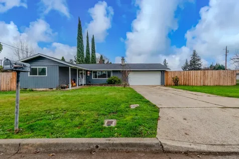 3086 Arthur Avenue Medford OR 97501