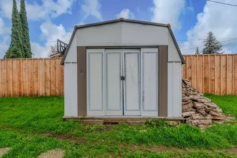 3086 Arthur Avenue Medford OR 97501
