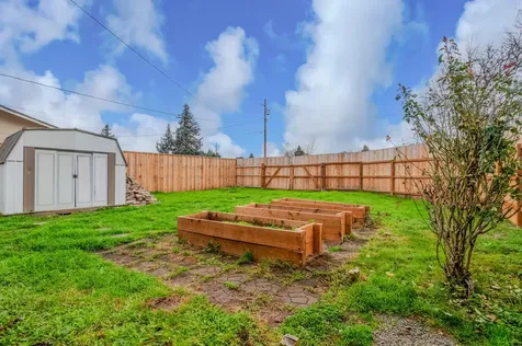3086 Arthur Avenue Medford OR 97501