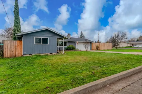 3086 Arthur Avenue Medford OR 97501