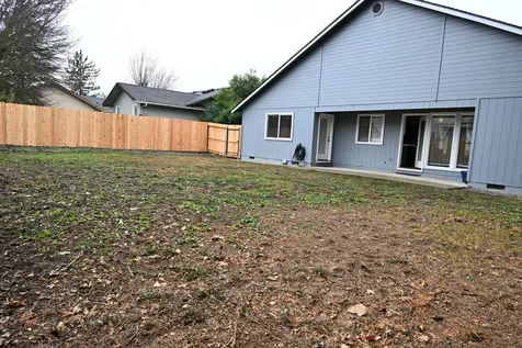 3070 Heartwood Court Medford OR 97504