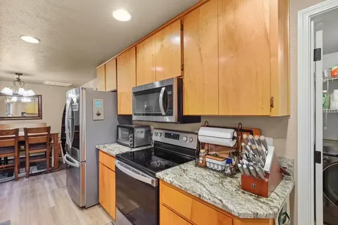 438 Westminster Drive Eagle Point OR 97524