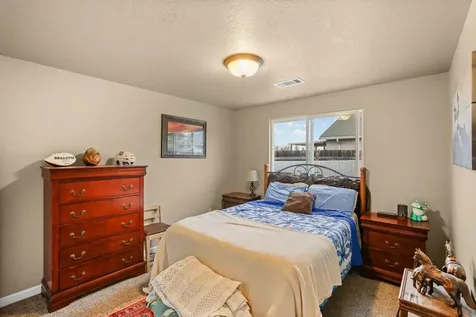 438 Westminster Drive Eagle Point OR 97524