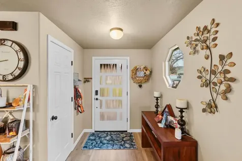 438 Westminster Drive Eagle Point OR 97524