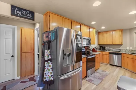 438 Westminster Drive Eagle Point OR 97524