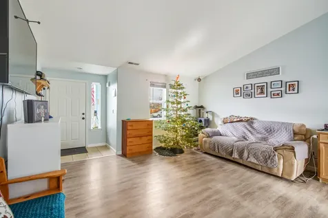 484 NE Spruce Court Redmond OR 97756