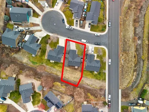484 NE Spruce Court Redmond OR 97756