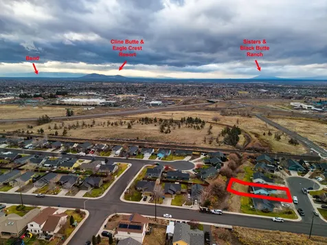 484 NE Spruce Court Redmond OR 97756