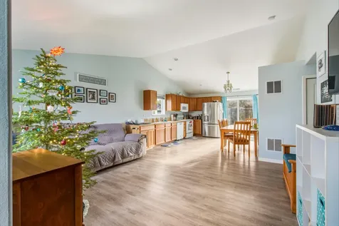 484 NE Spruce Court Redmond OR 97756