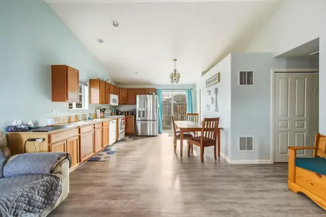 484 NE Spruce Court Redmond OR 97756